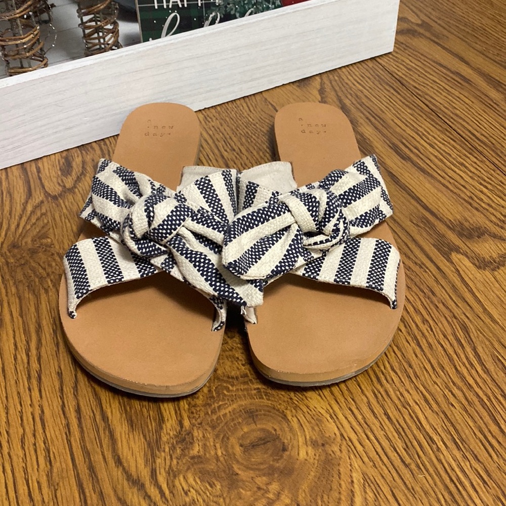 Target (A New Day) sandals - size 9.5